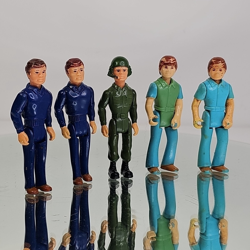 5 Fisher Price Action People Action Figures Smalls In Used Condition